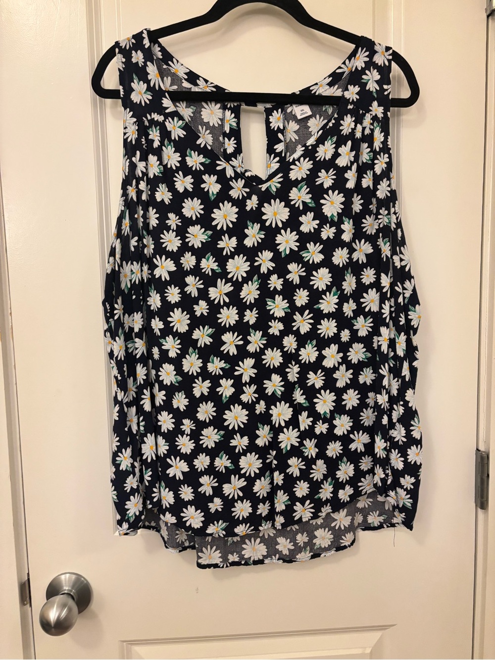 Old Navy Sleeveless Daisy Print Women's Blouse